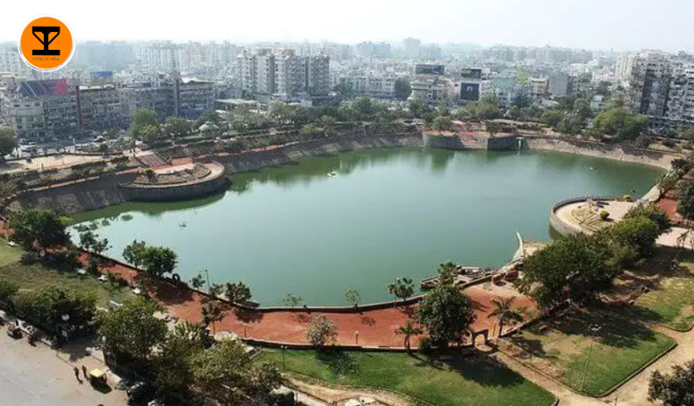 5 Vastrapur Lake