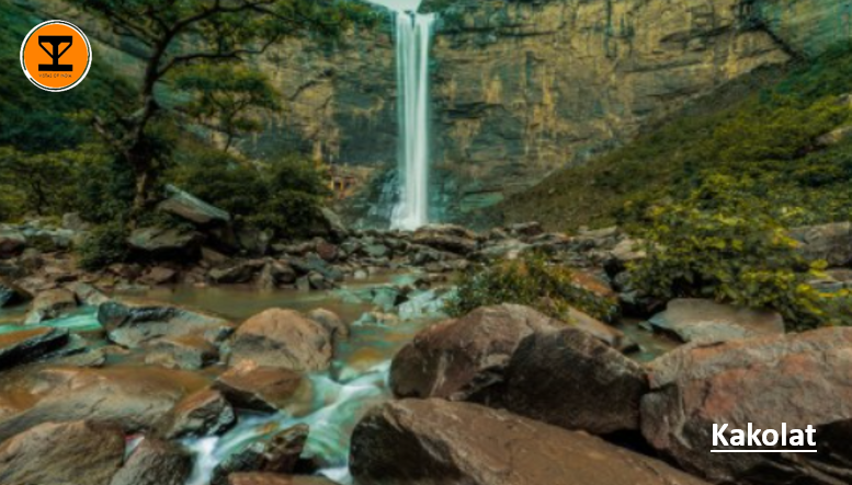 8 Kakolat Waterfall